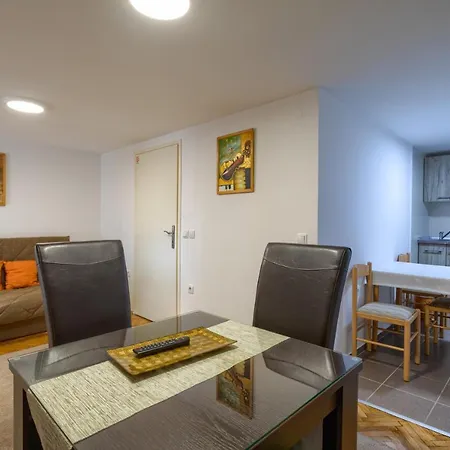 شقة Aleksandra زلاتيبور