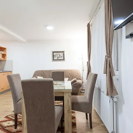 Aleksandra شقة زلاتيبور